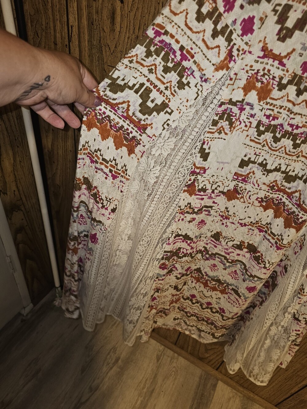 SHYANNE Southwestern Halter Lace Detail  Flowy Maxi Dress - Small - Picture 5 of 8